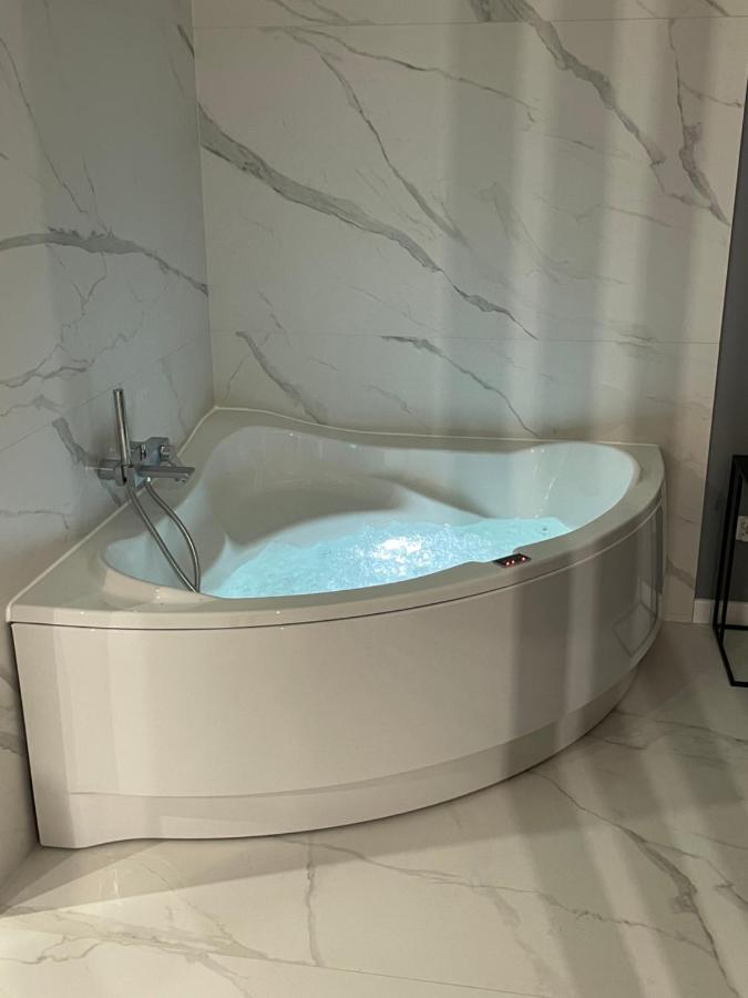 Grand Jacuzzi * Torun